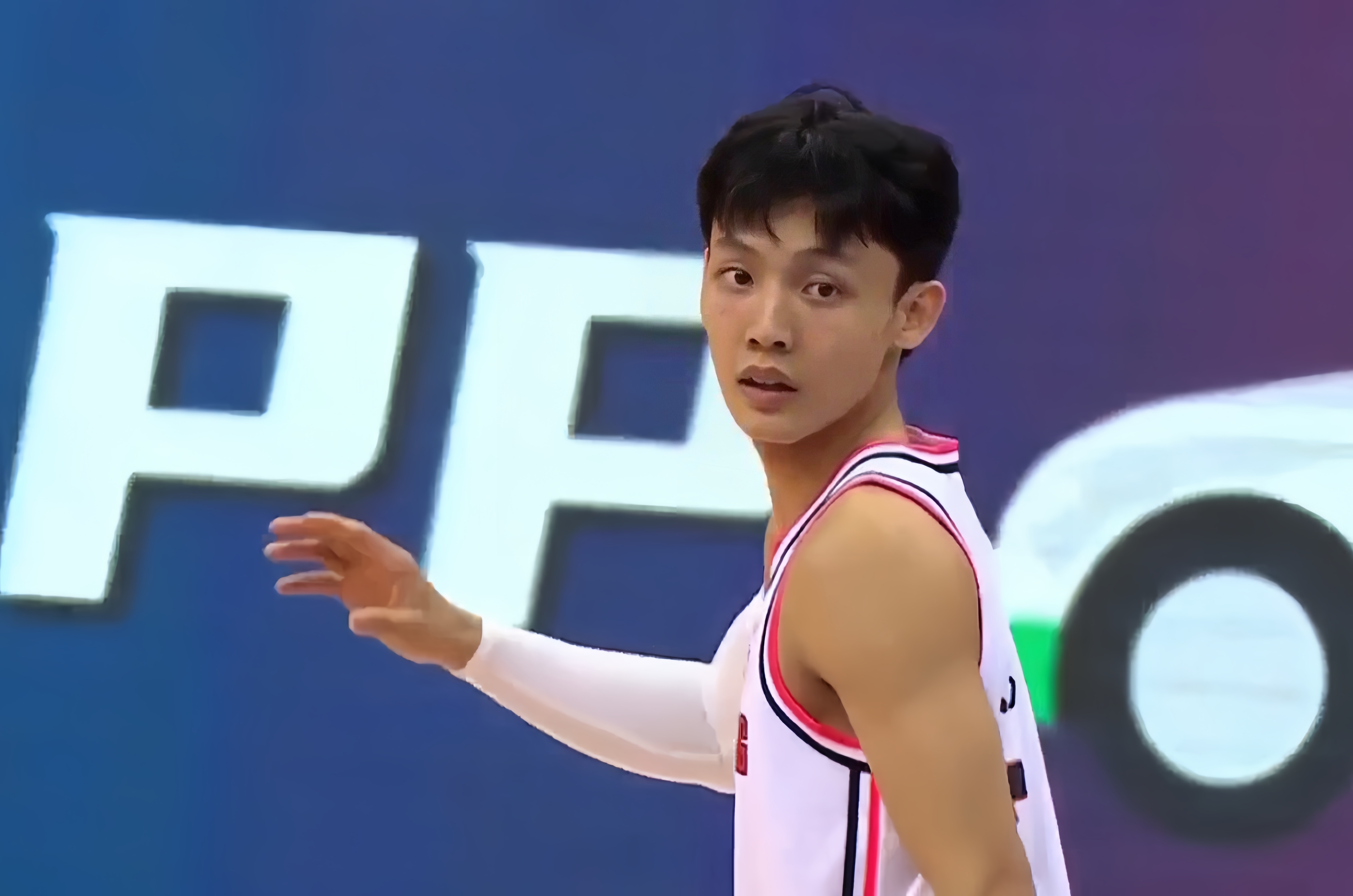 广东宏远队客场输给了青岛男篮(广东宏远队客场输给了青岛男篮吗)