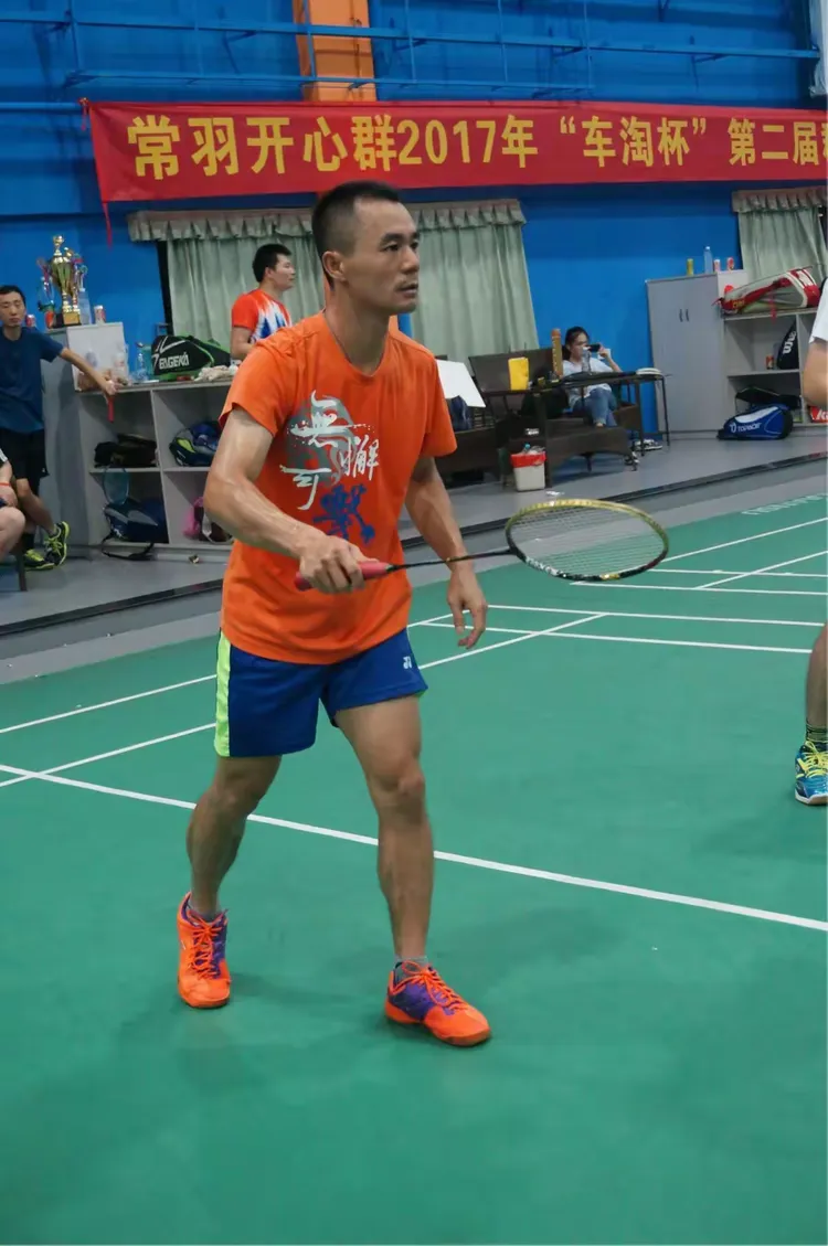 广东男篮士气高昂胜出内蒙古队