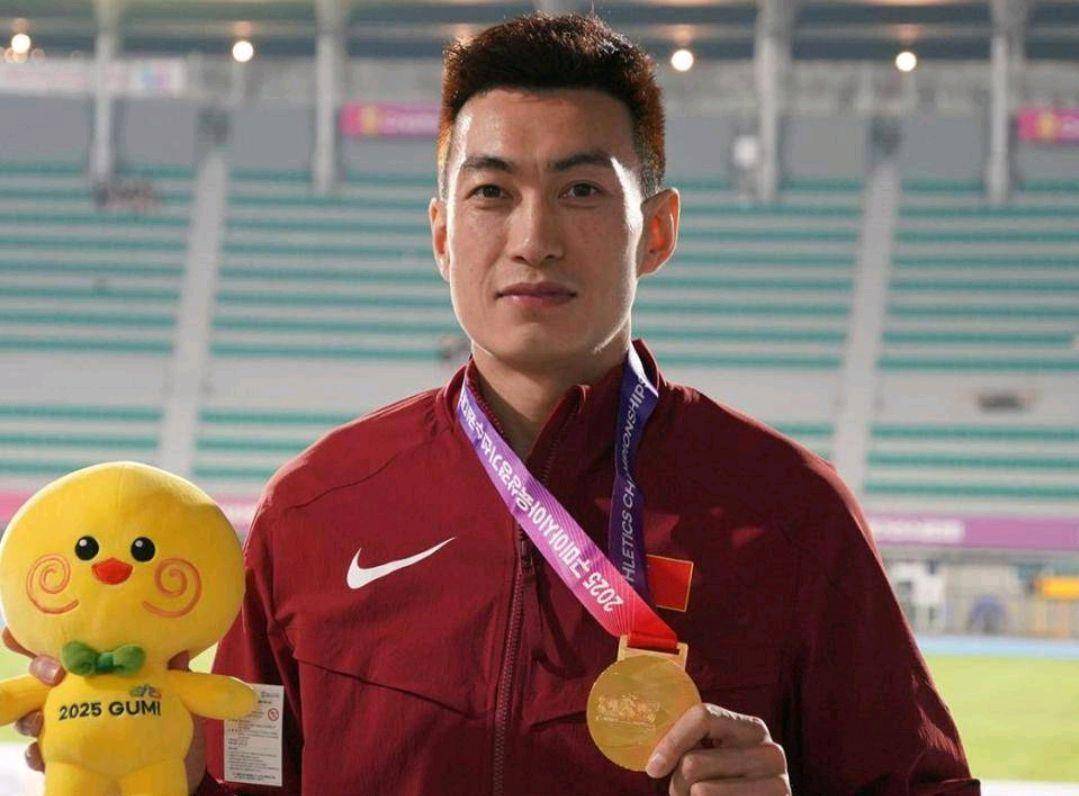 中国选手斩获第一，再次登上领奖台