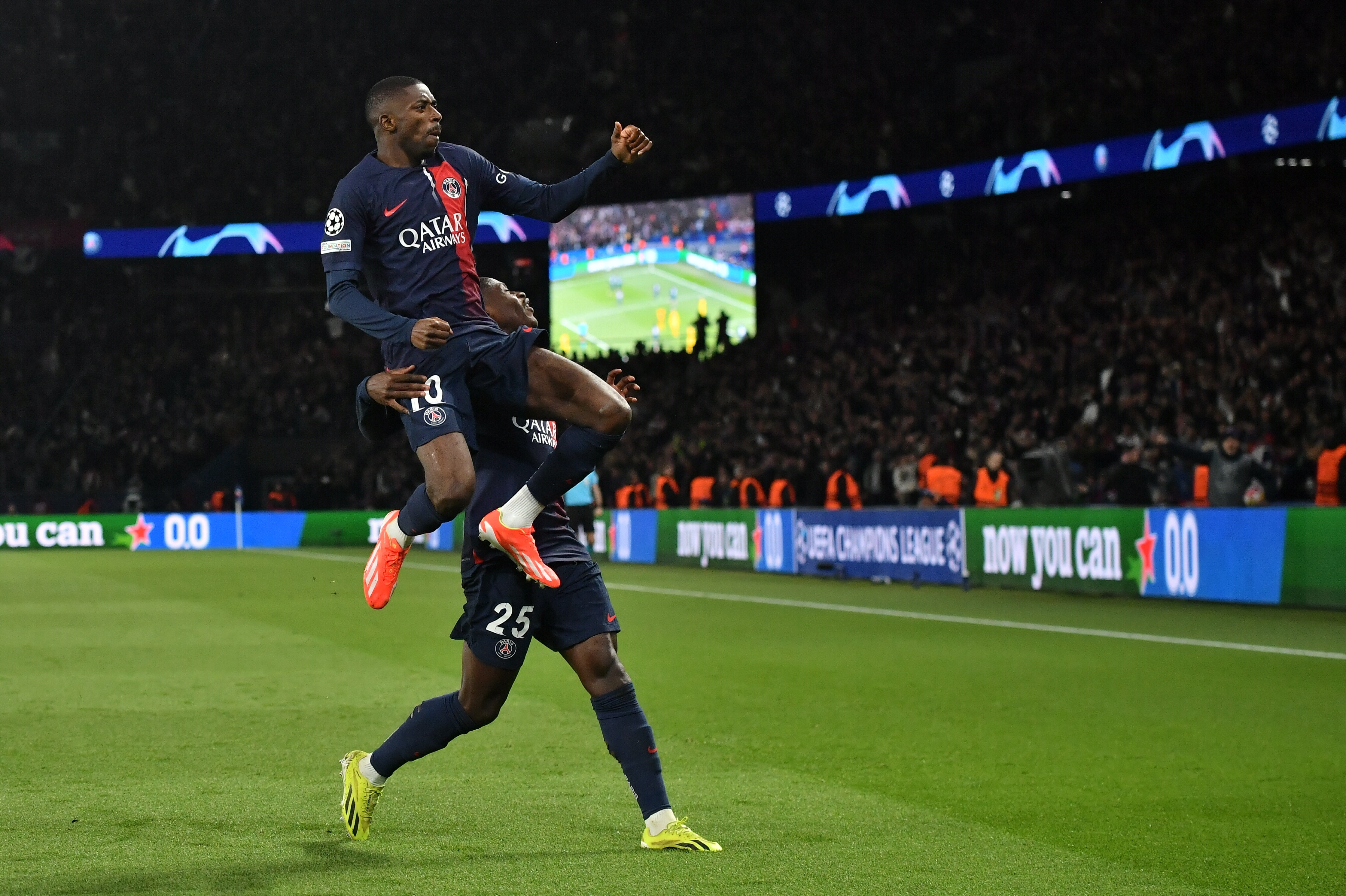 aoa体育视频-关于巴黎圣日耳曼主场大胜尼姆，领先积分榜的信息