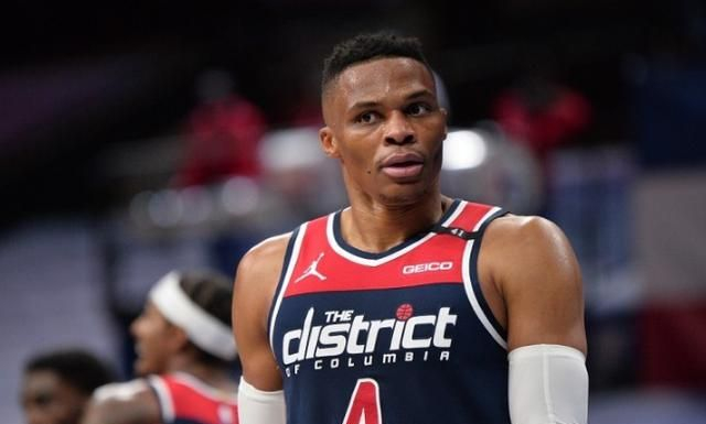 黄蜂客场战胜奇才，助力开拓赛季首胜的简单介绍