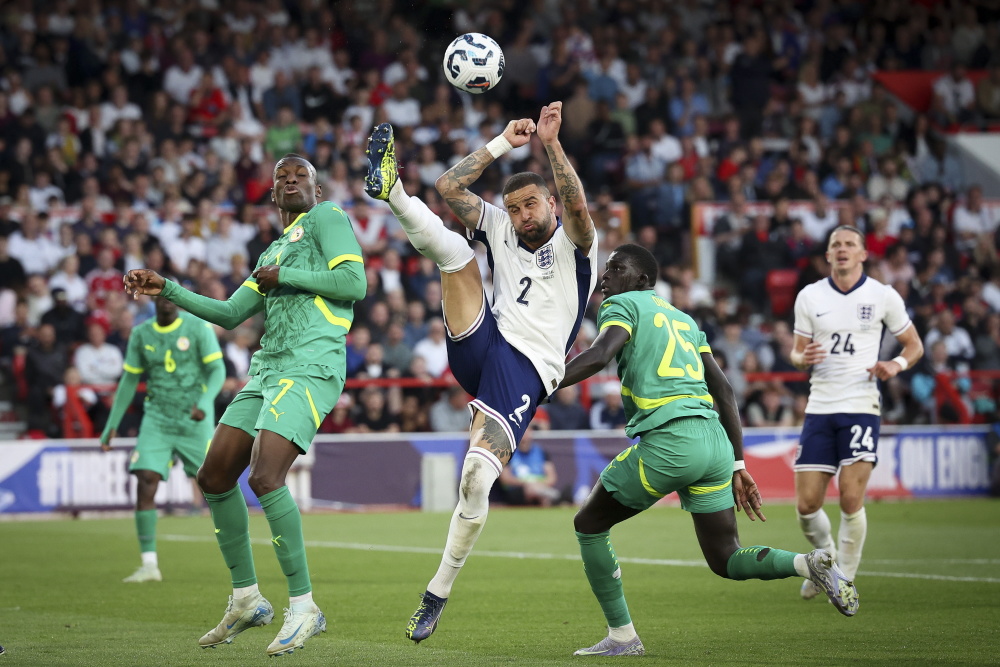 aoa体育活动-关于国际大赛足球比赛强势展开，竞争激烈的信息