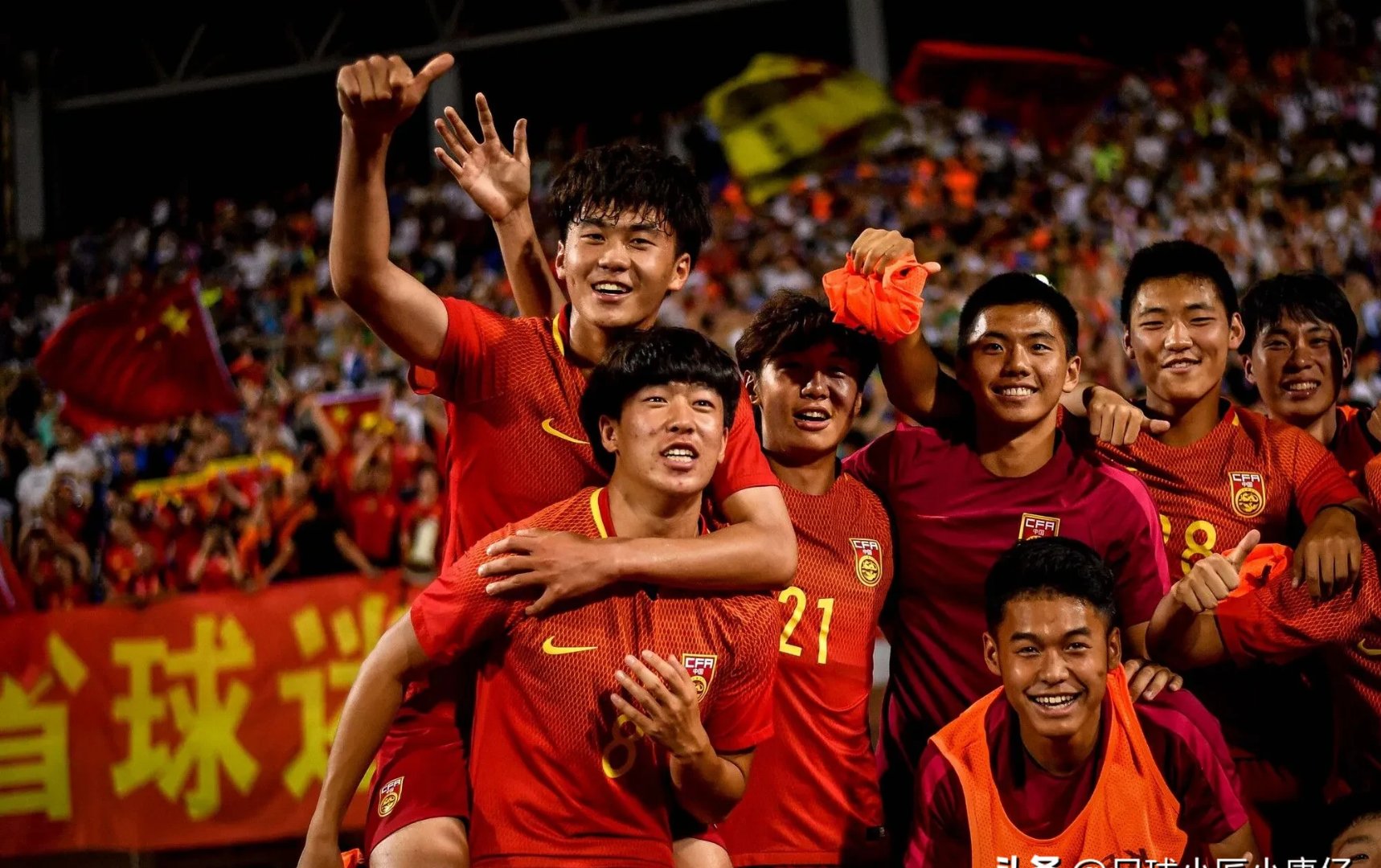 aoa体育培训-中超联赛精彩纷呈，球员们技术精湛