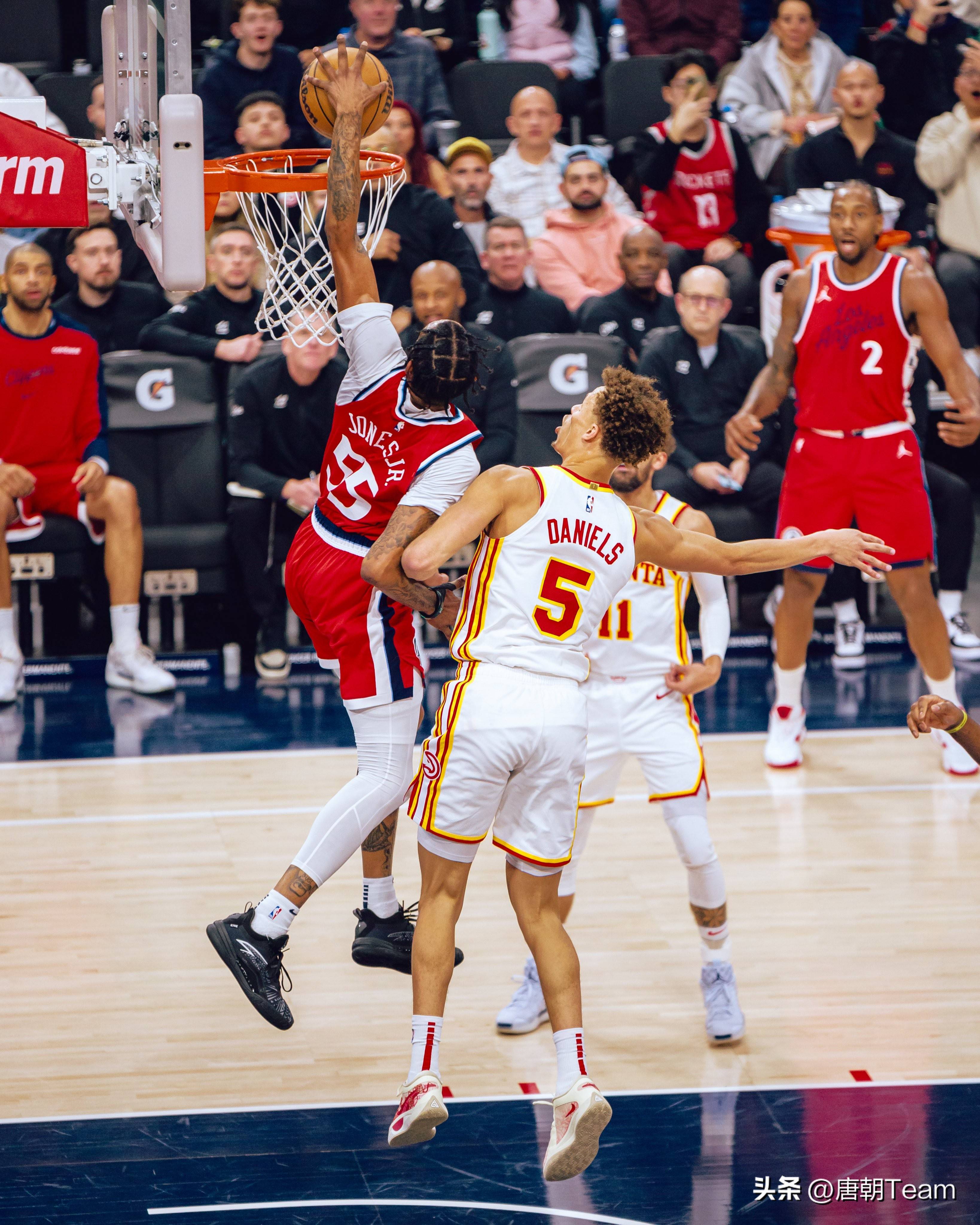 aoa体育教练-快船战胜老鹰，取得四连胜