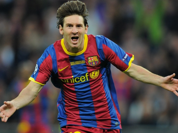 梅西单场演绎帽子戏法，巴萨碾压对手取得胜利！