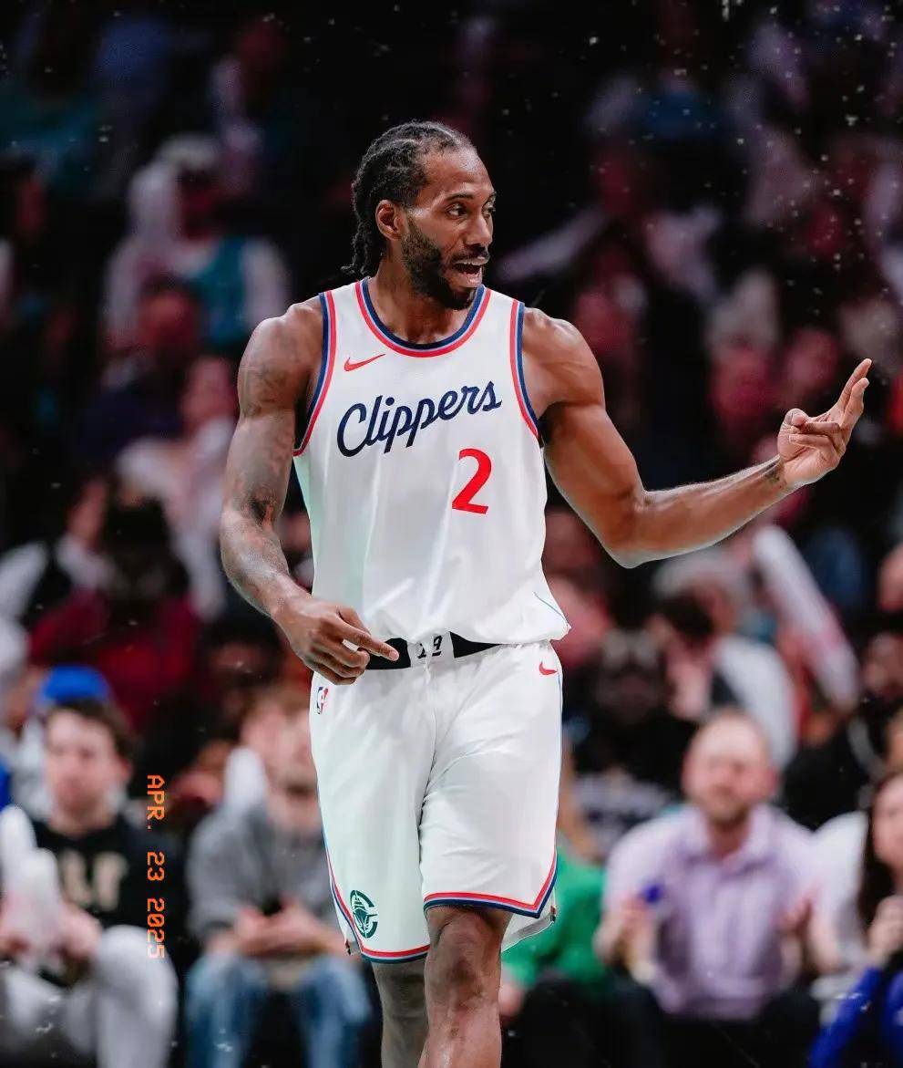 快船轻取雷霆，莱昂纳德砍下35分